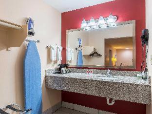 Quality Inn & Suites Bridge City Orange Pokój zdjęcie